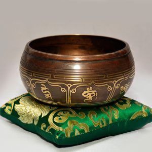 nine-symbole-eacthing-sining-bowl-03